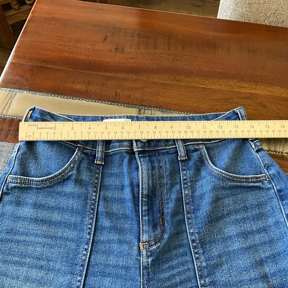 Pilcro Wide-Leg High-Rise Jeans in Blue - Picture 6 of 8
